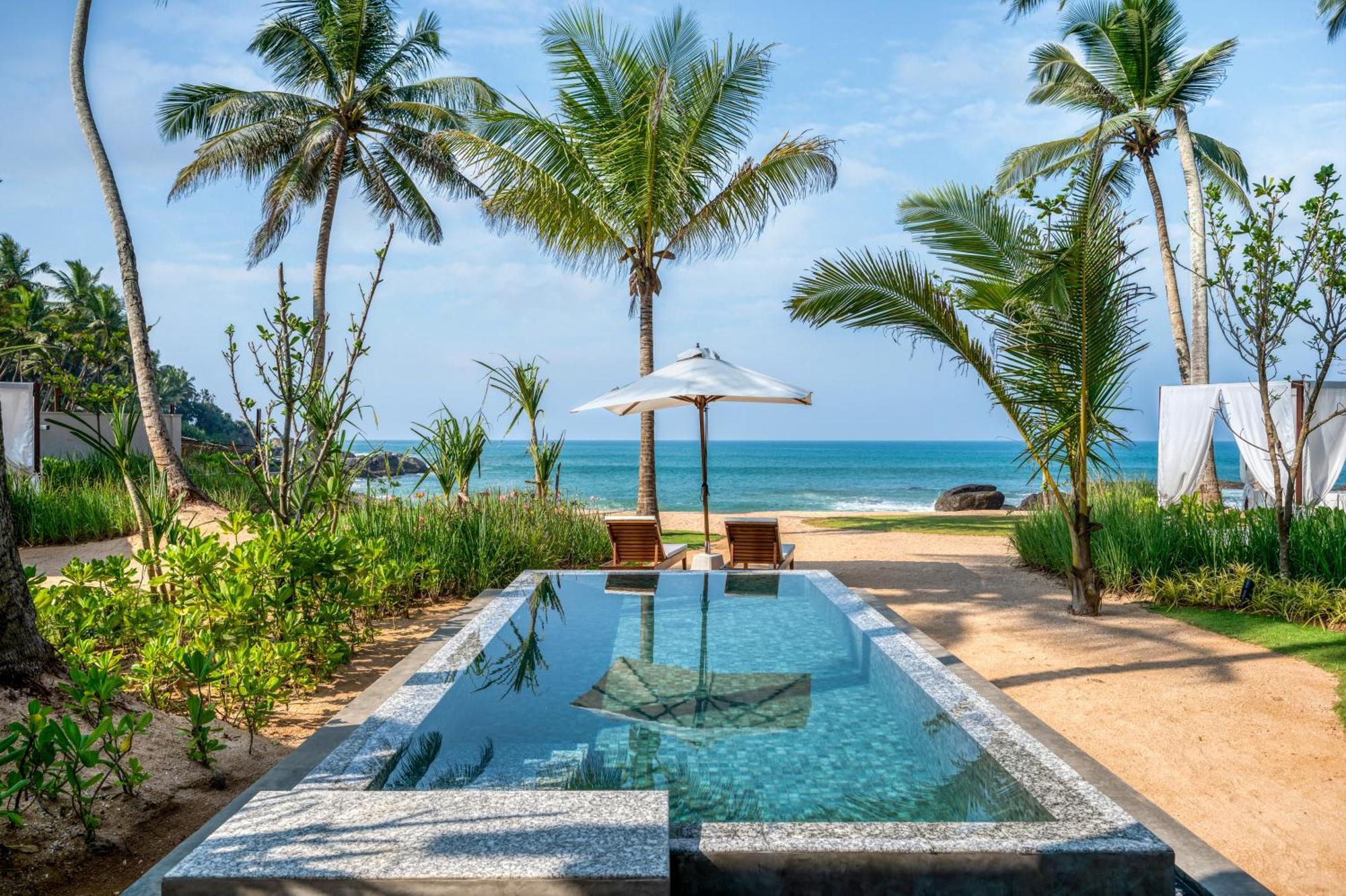 Ahu Bay Hotel Ahungalla Bagian luar foto